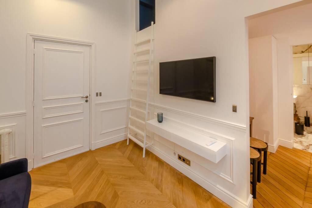 Appartement De Standing 5 - Tour Eiffel/Invalides Paris Ngoại thất bức ảnh
