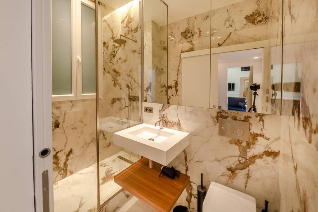 Appartement De Standing 5 - Tour Eiffel/Invalides Paris Ngoại thất bức ảnh